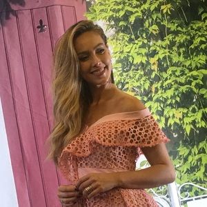 Meet your Posher, Lytton